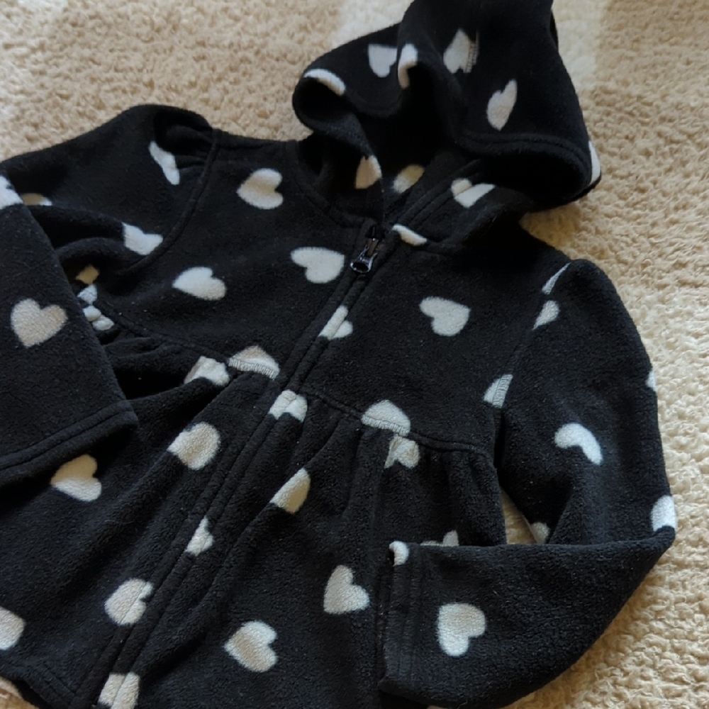 Old Navy Fleece Black and White Heart Pattern Jacket. - Picture 7 of 7